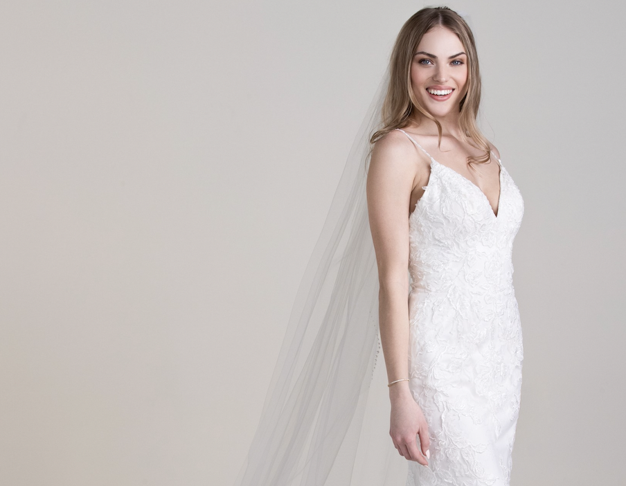 Sparkling Details for Winter Wedding Dresses. Desktop Image
