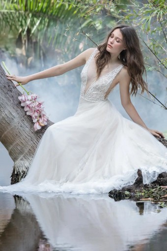 Willowby Philomena #2 thumbnail