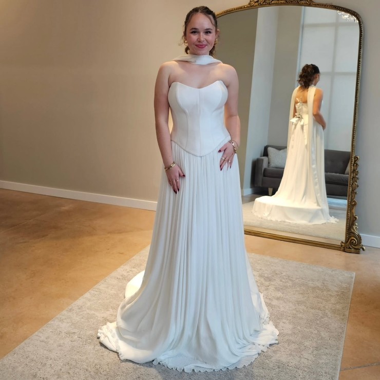 Zuri Bridal Samantha Default Image